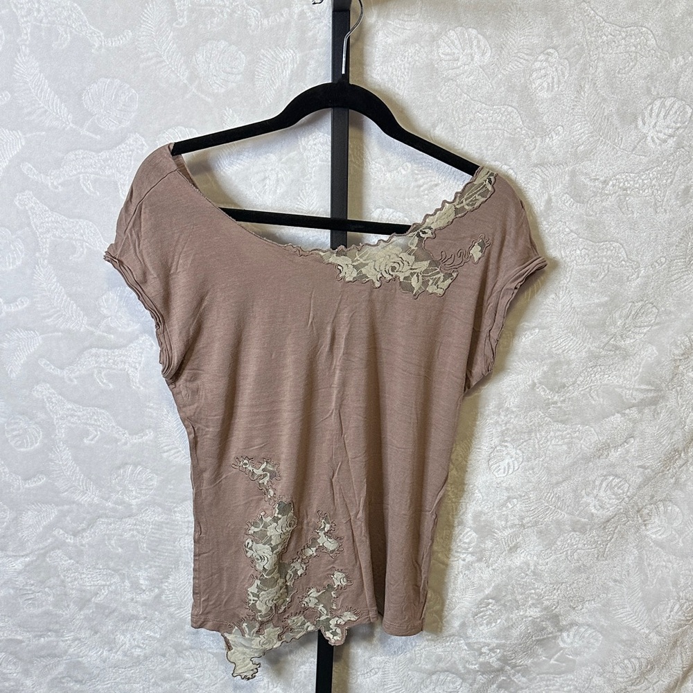 Elegant Beige Floral Women's Short Sleeve Top